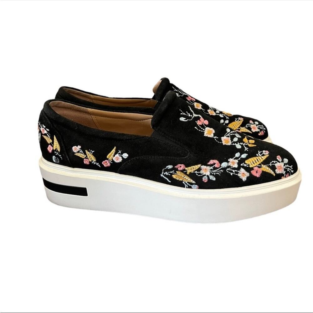 Linea Paolo Platform Fairfax Flower Embroidered Slip On Sneakers Size 9.5